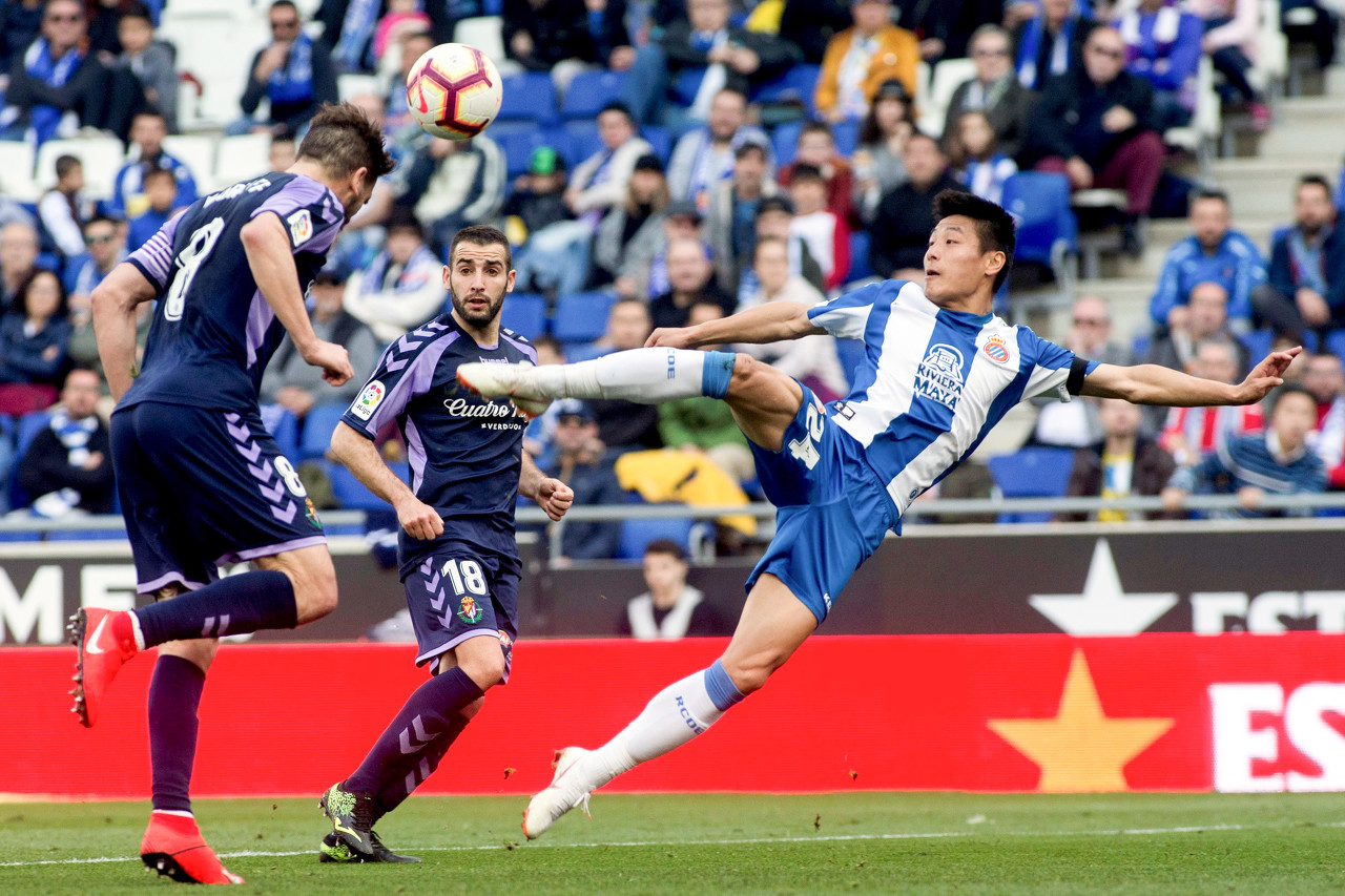 吴磊入职西甲进了几个球--西甲第三轮西班牙人队主场败北，武磊得分倒数第一，他的“主力”位置还能保住吗？